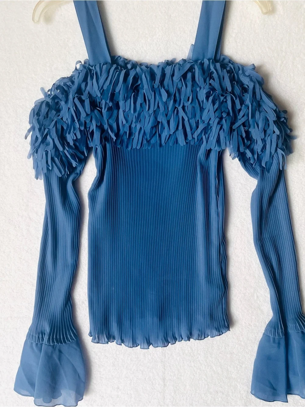 Kaelyn Max II Blue Ruffled Off-Shoulder Ribbed Top XL - Picture 4 of 6